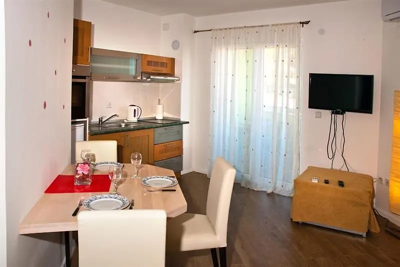 Apartements Premantura Dom Medulin 4*,